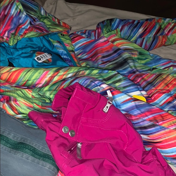 Girls’ Spyder ski/snowboard pants Roxy coat. 10. - Picture 6 of 6